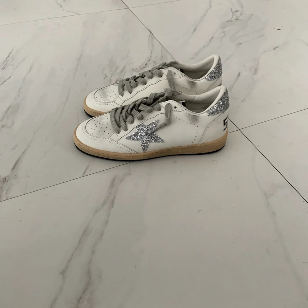 Golden Goose 39 Women’s Ball Star in nappa with white Star and glitter heel tab - Picture 3 of 4